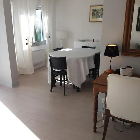 Biarritz, 3 Pieces, 5 Personnes - Fr-1-239-636 * Biarritz
